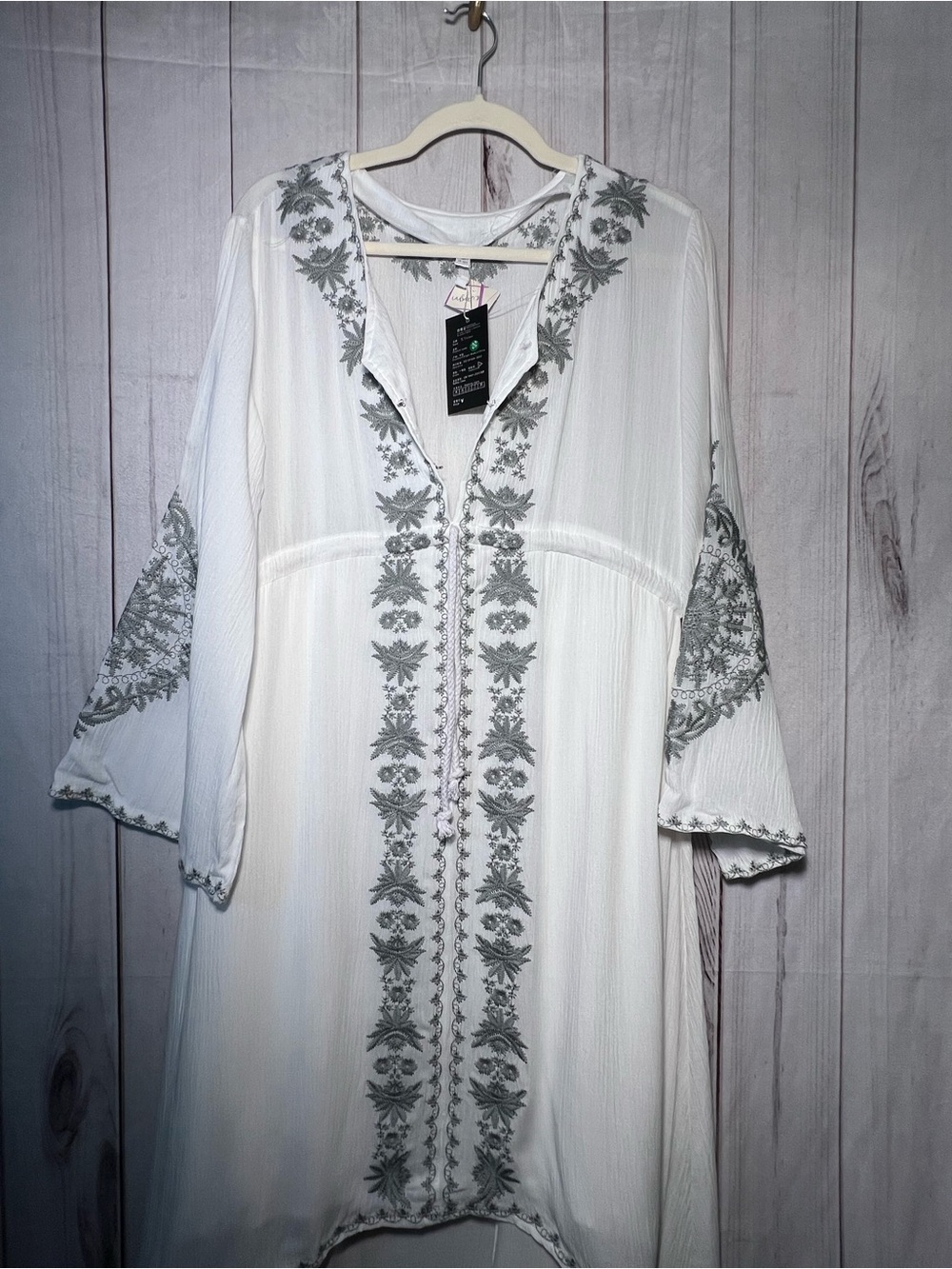 Embroidered High-Low White Dress with Gray Floral Detail Size Large